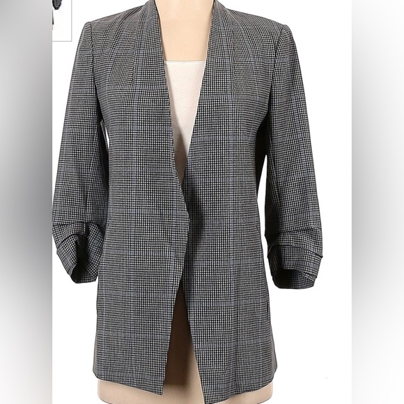 Babaton Jackets & Blazers - NEW With Tags Aritzia BABATON MACAULEY Blazer In Black/ Silver Style 75572 SZ M
